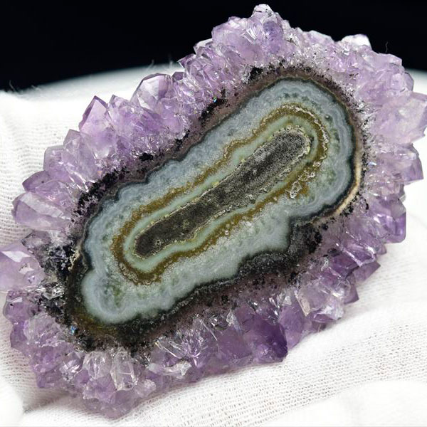 アメジストクラスター　フラワーアメジスト　スライス　紫水晶　原石　ウルグアイ産　浄化　天然石　パワーストーン