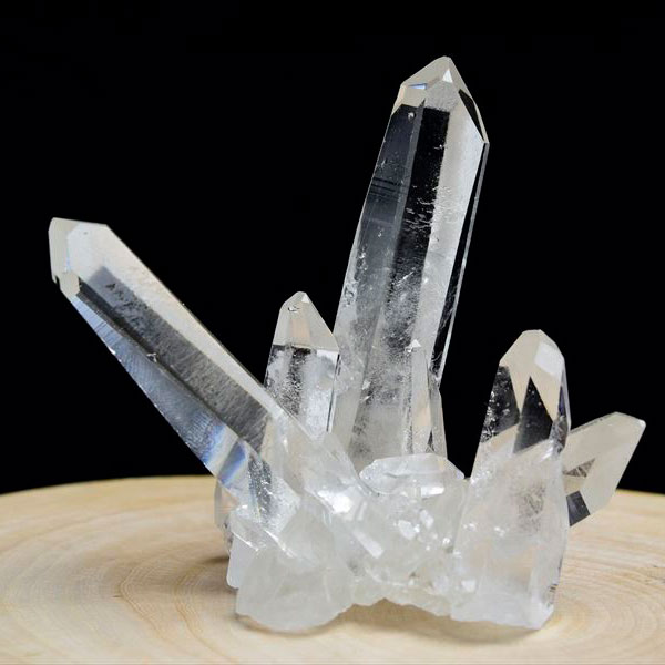 水晶クラスター　水晶原石　天然水晶　コリント　トマスゴンサガ　ゼッカデソウザ　浄化　天然石　パワーストーン