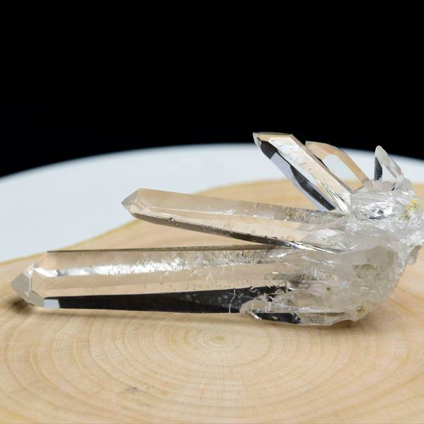 水晶クラスター　水晶原石　天然水晶　コリント　トマスゴンサガ　ゼッカデソウザ　浄化　天然石　パワーストーン