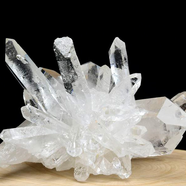 水晶クラスター　水晶原石　天然水晶　コリント　トマスゴンサガ　ゼッカデソウザ　浄化　天然石　パワーストーン