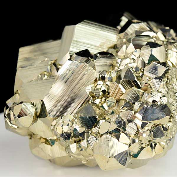 パイライト　原石　黄鉄鉱　結晶　鉱物　ペルー　ワンサラ　pyrite　Huanzala　天然石　パワーストーン