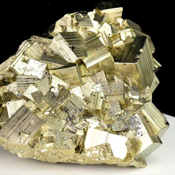 パイライト　原石　黄鉄鉱　結晶　鉱物　ペルー　ワンサラ　pyrite　Huanzala　天然石　パワーストーン