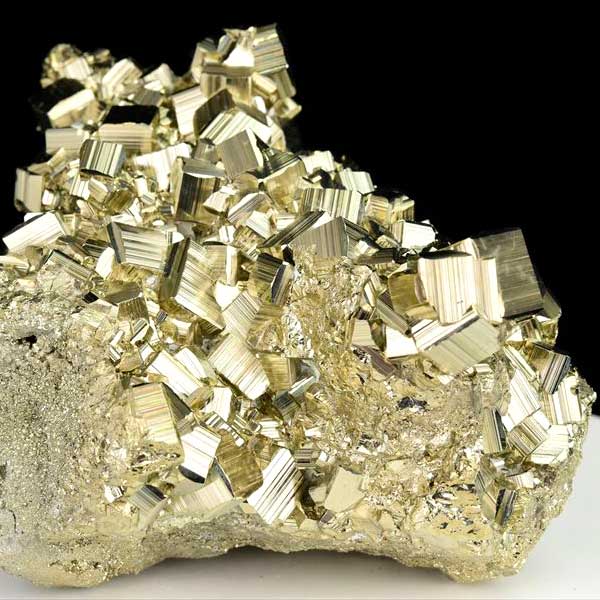 パイライト　原石　黄鉄鉱　結晶　鉱物　ペルー　ワンサラ　pyrite　Huanzala　天然石　パワーストーン