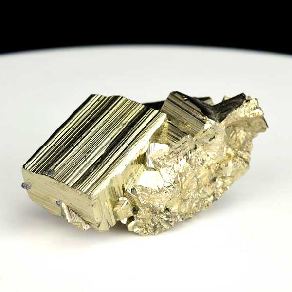 パイライト　原石　黄鉄鉱　結晶　鉱物　ペルー　ワンサラ　pyrite　Huanzala　天然石　パワーストーン