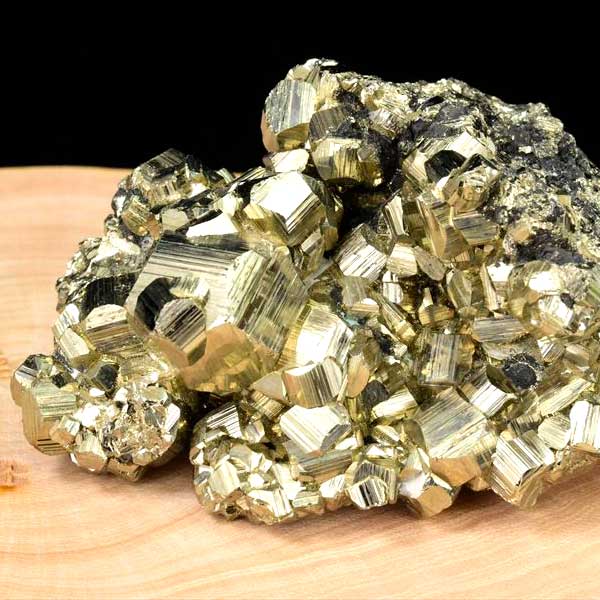 パイライト　原石　黄鉄鉱　結晶　鉱物　ペルー　ワンサラ　pyrite　Huanzala　天然石　パワーストーン