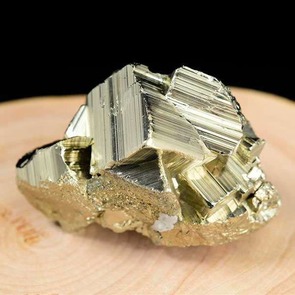 パイライト　原石　黄鉄鉱　結晶　鉱物　ペルー　ワンサラ　pyrite　Huanzala　天然石　パワーストーン