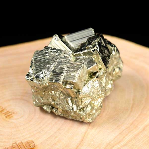 パイライト　原石　黄鉄鉱　結晶　鉱物　ペルー　ワンサラ　pyrite　Huanzala　天然石　パワーストーン