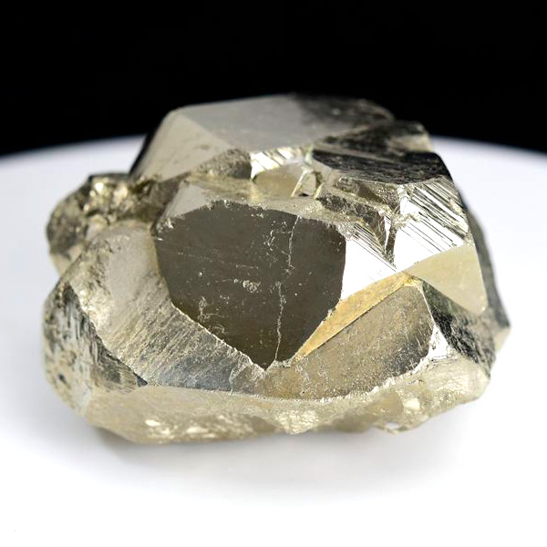 パイライト　原石　黄鉄鉱　結晶　鉱物　ペルー　ワンサラ　pyrite　Huanzala　天然石　パワーストーン