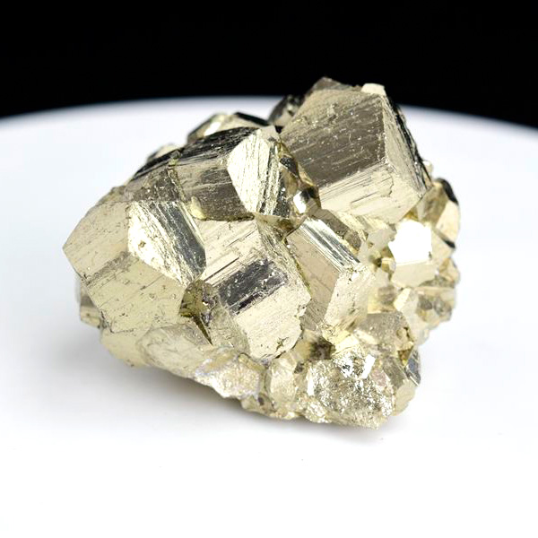 パイライト　原石　黄鉄鉱　結晶　鉱物　ペルー　ワンサラ　pyrite　Huanzala　天然石　パワーストーン