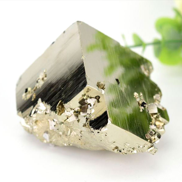 パイライト　原石　黄鉄鉱　結晶　鉱物　ペルー　ワンサラ　pyrite　Huanzala　天然石　パワーストーン