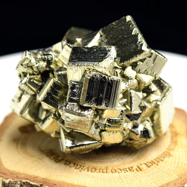 パイライト　原石　結晶　クラスター　黄鉄鉱　Pyrite　racracancha　ラクラカンチャ　天然石　パワーストーン