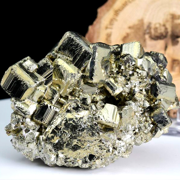 パイライト　原石　結晶　クラスター　ラクラカンチャ　黄鉄鉱　Pyrite　racracancha　天然石　パワーストーン