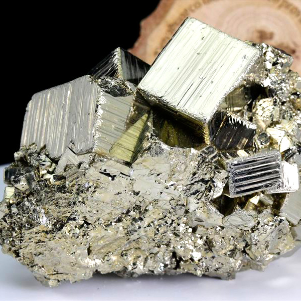 パイライト 10kg 黄鉄鉱 原石 Pyrite パワーストーン 楽天市場】パイライト原石 ペルー産 黄鉄鉱 天然石