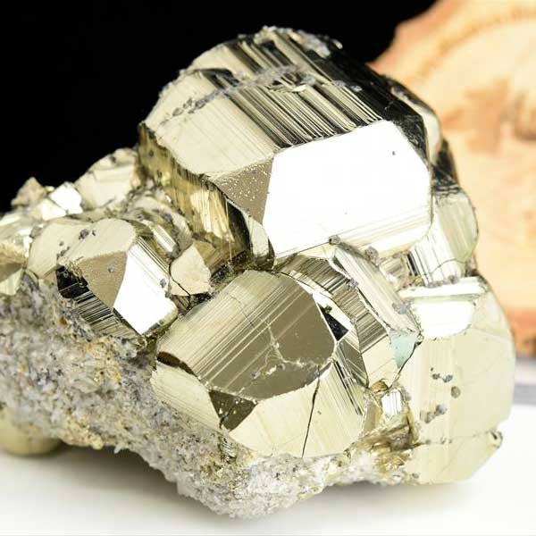 パイライト　原石　結晶　クラスター　ラクラカンチャ　黄鉄鉱　Pyrite　racracancha　天然石　パワーストーン