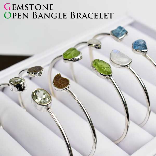 オープンバングル　天然石　レディース　ブレスレット　誕生日　プレゼント　お揃い　パワーストーン