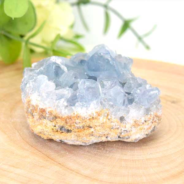 マダガスカル産　セレスタイト　天青石　原石　クラスター　ジオード　置物　浄化　天然石　パワーストーン