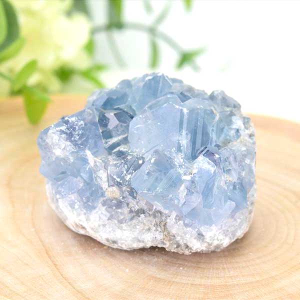 マダガスカル産　セレスタイト　天青石　原石　クラスター　ジオード　置物　浄化　天然石　パワーストーン