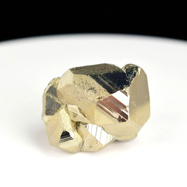 パイライト　原石　黄鉄鉱　結晶　鉱物　ペルー　ワンサラ　pyrite　Huanzala　天然石　パワーストーン
