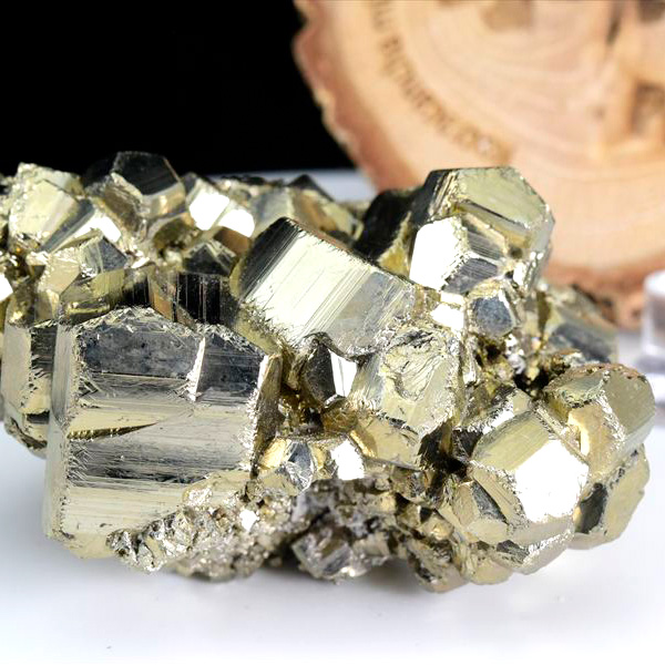 パイライト　原石　結晶　クラスター　ラクラカンチャ　黄鉄鉱　Pyrite　racracancha　天然石　パワーストーン