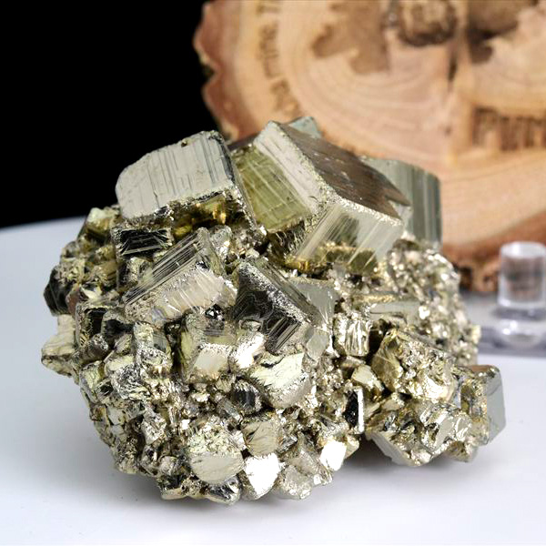 パイライト　原石　結晶　クラスター　ラクラカンチャ　黄鉄鉱　Pyrite　racracancha　天然石　パワーストーン