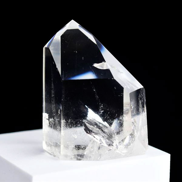 水晶ポイント　六角柱　ブラジル　ポンペウ産　天然水晶　原石　置物　インテリア　浄化　天然石　パワーストーン