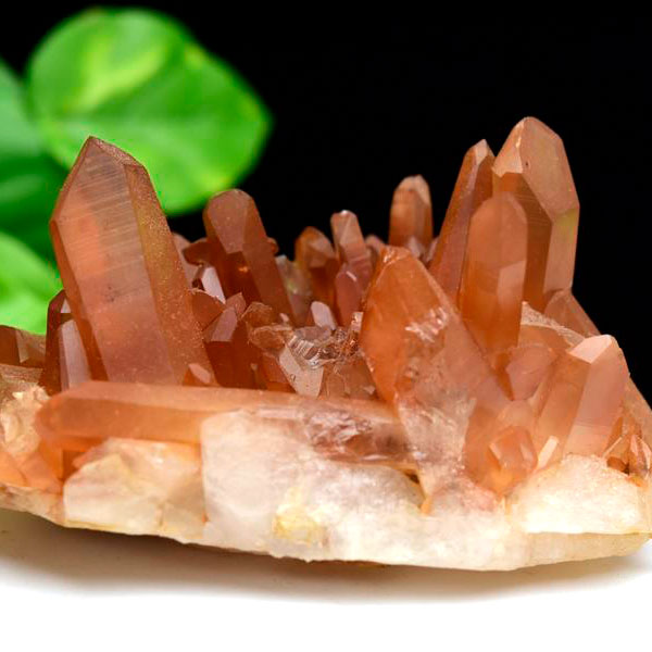 タンジェリンクォーツ　タンジェリン水晶　みかん水晶　蜜柑水晶　水晶クラスター　原石　コリント産　浄化　天然石　パワーストーン