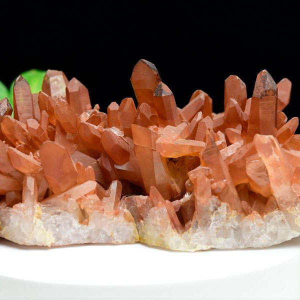 タンジェリンクォーツ　タンジェリン水晶　みかん水晶　蜜柑水晶　水晶クラスター　原石　コリント産　浄化　天然石　パワーストーン