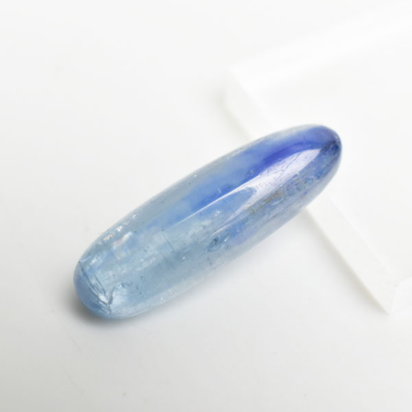カイヤナイト　カヤナイト　藍晶石　ルース　タンブル　カボション　ケニア産　天然石　パワーストーン
