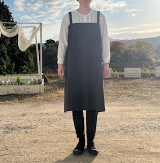 flohua.acceSAAry　リネンエプロン　