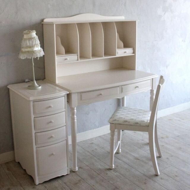 Lily White wide high desk three-piece set [Scheduled to ship from October 2023 to December 2023] ◆2nd Reservation Period: 4/7 (Friday) 18:00 to 4/24 (Monday) 9:00