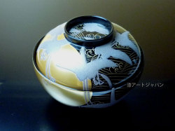 蒔絵吸い物椀「波に鶴」