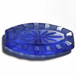 １６×７．８　グラスカボション　彫刻　碧瑠璃