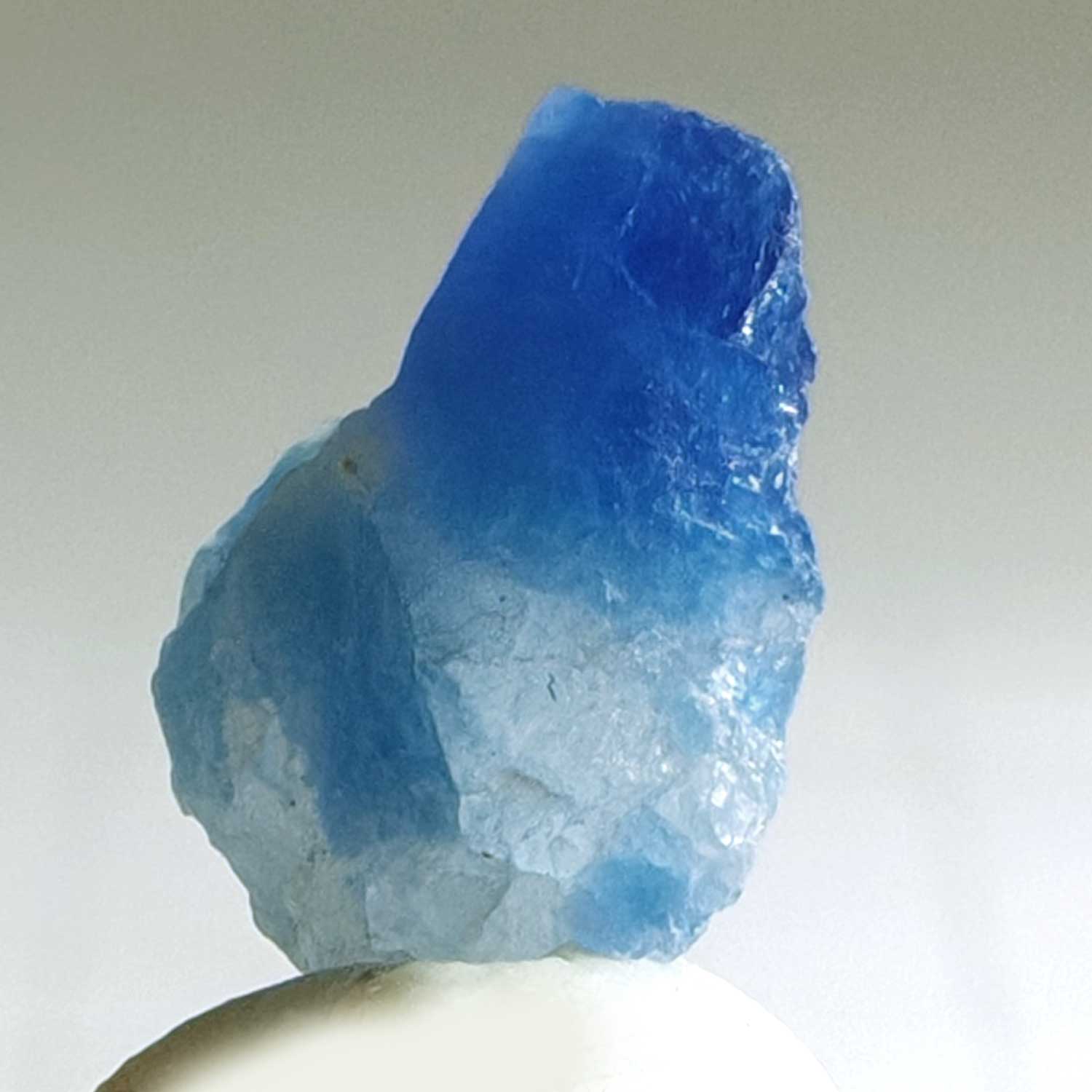 アウイナイト原石　#154885　1.645ct