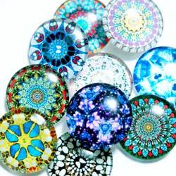 １８ｍｍ　グラスカボション　万華鏡