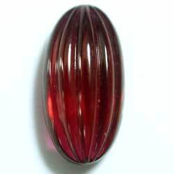 １４×７　グラスカボ　長オーバル　ルビー