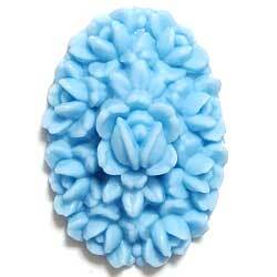 １８×１３　アクリルカボ　彫刻花　水色