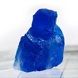 アウイナイト原石　#001ca6　0.770ct