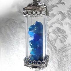 アウイナイト原石入（６．０６０ｃｔ）　ランタンペンダントLPHA009