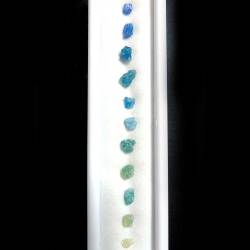 アウイナイト原石　長ケース　2.605ct