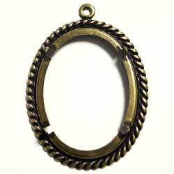 MF443FM　４０×３０　オーバルカボ枠　縄目　１カン付　金古美