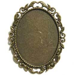 ４０×３０　オーバルＳＴ　ブローチ枠　真鍮古美