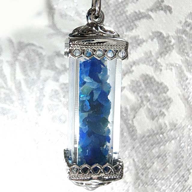 アウイナイト原石入（７．８００ｃｔ）　ランタンペンダントLPHA007
