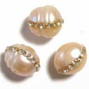 淡水パール　ラインストーン付きビーズ