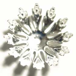 ビーズキャップ　２１ｍｍ　１２枚葉　銀