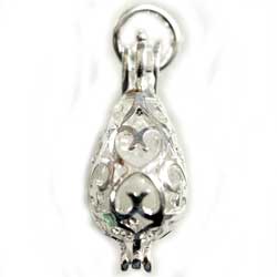 透かしチャーム　蓄光ボール入　銀