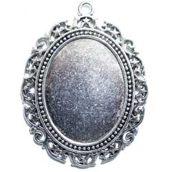 ４０×３０　オーバルカボ枠　１カン付　銀古美