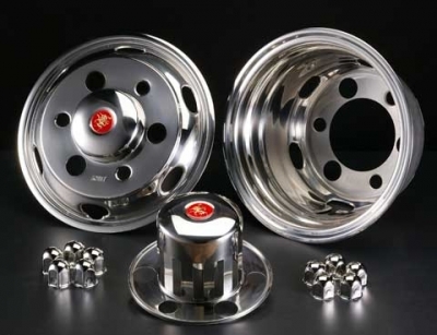 ホイールライナー C15 キャンター 15インチ（チューブレス） 6穴