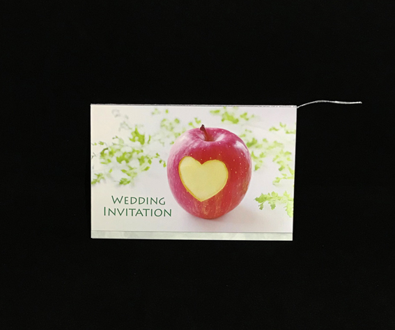 招待状食べ歩き