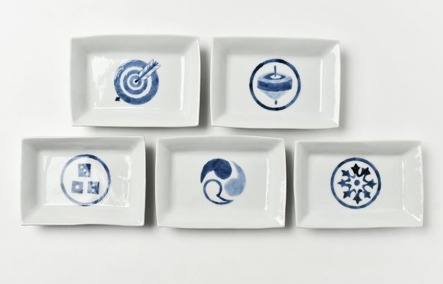 小皿 5枚 角皿 醤油皿 人物 染付 染付陶器 小皿 豆皿 ソーサー 醤油皿 しょう油皿 19lh57 連魚