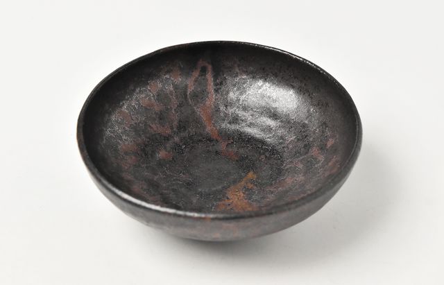 吉田学 鉄釉3寸鉢 ｜ 暮らしのうつわ花田 和食器 通販